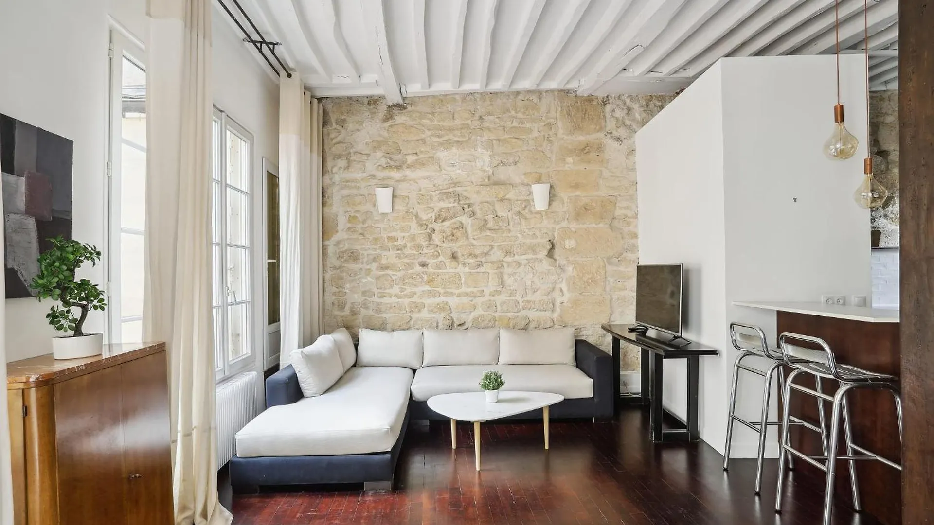 Apartment Saint Germain & Buci - 2Br - Cityapartmentstay Paris
