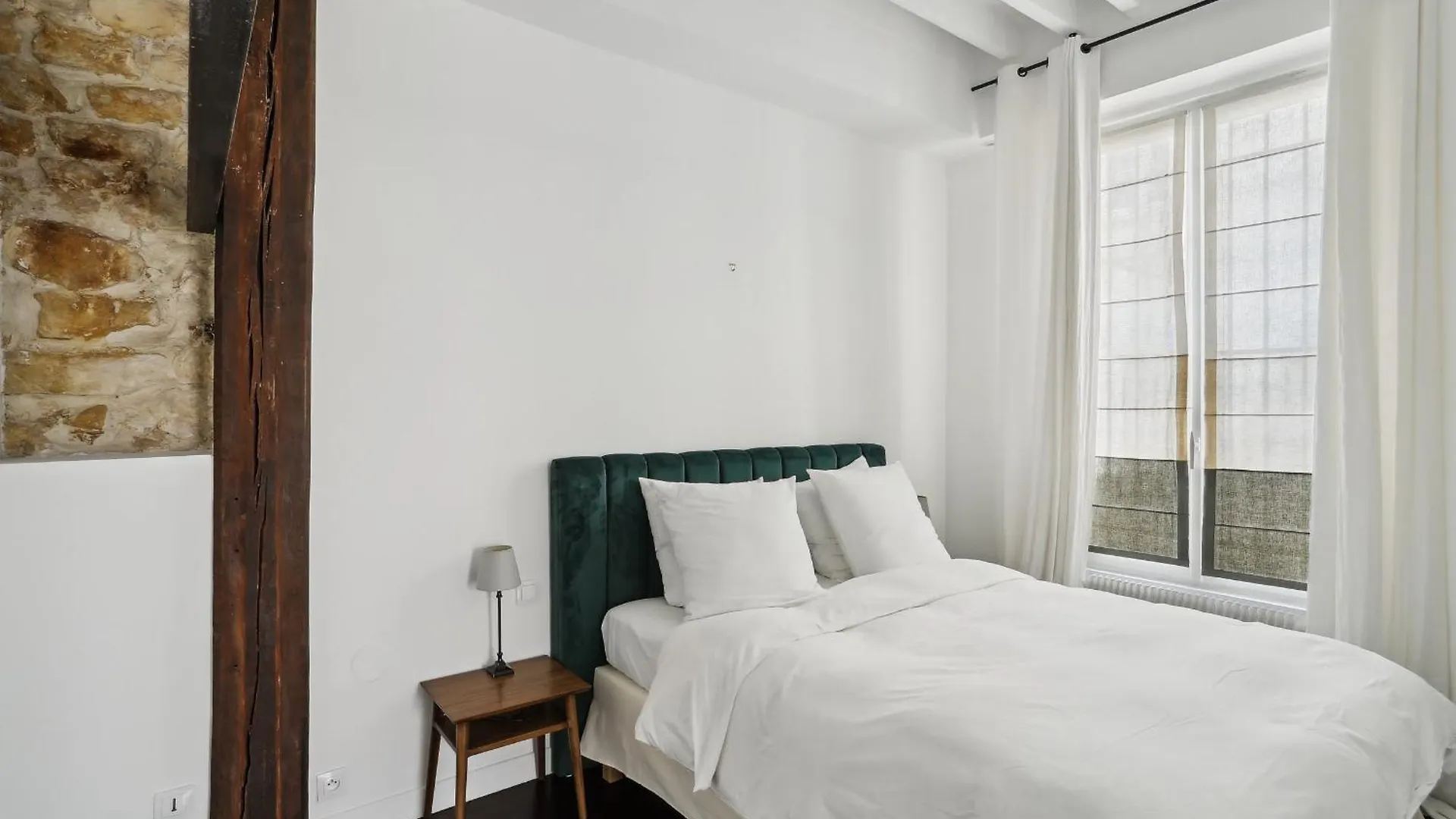 Apartment Saint Germain & Buci - 2Br - Cityapartmentstay Paris